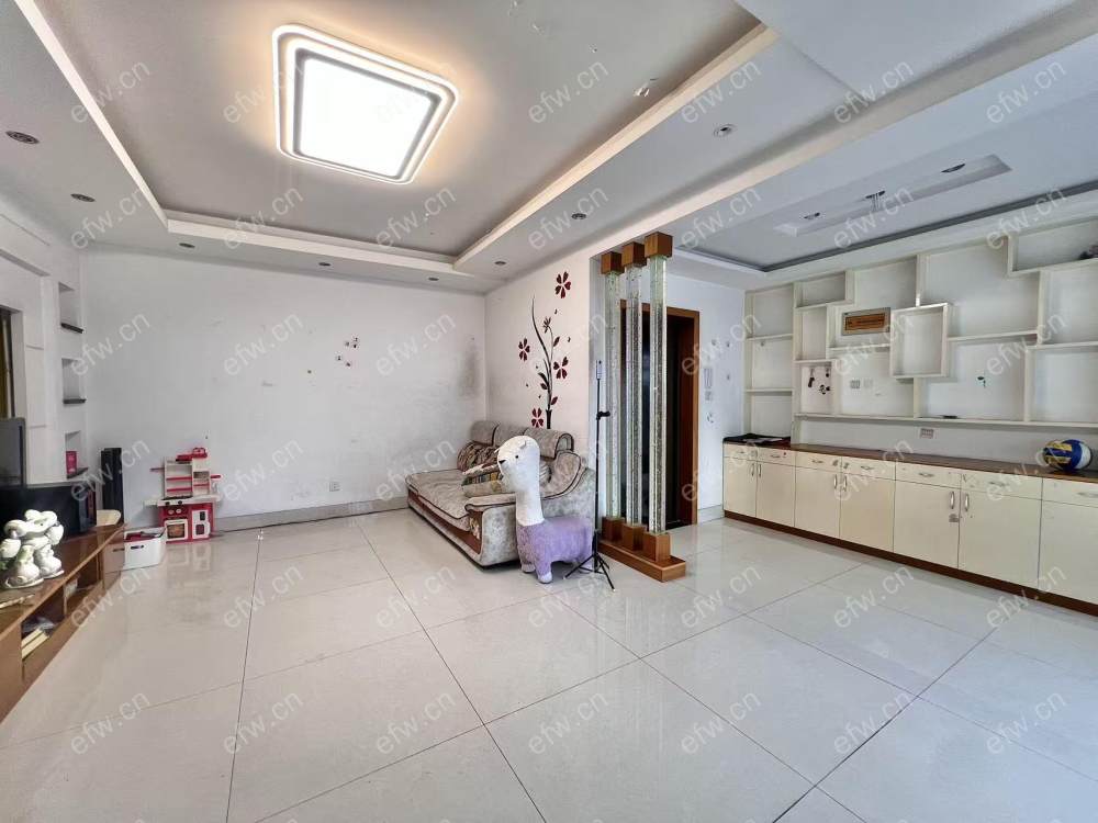 小高层一梯两户，看中可以谈，靠刘潭双地铁