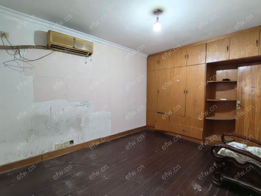 刘潭三村 简装3室  随时看房 拎包入住