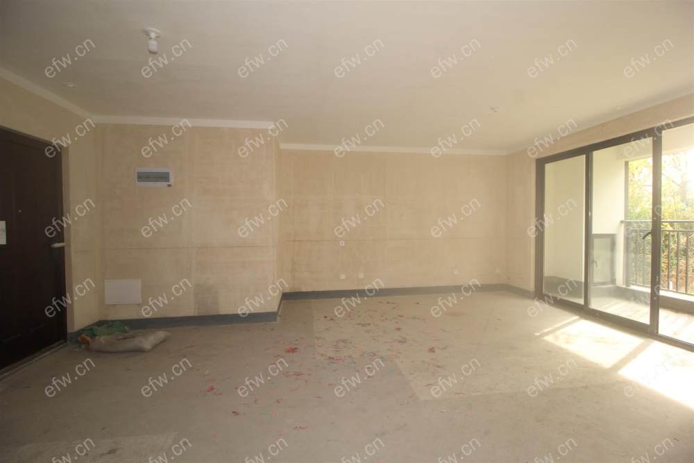 带花园，包车位，电梯洋房，配套成熟