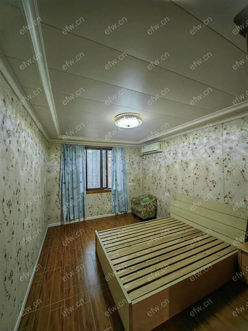 芦庄四区1楼带双院整租