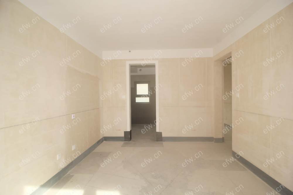 带花园，包车位，电梯洋房，配套成熟