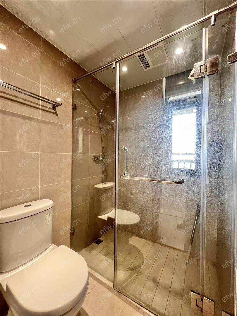 悦湖花园 年轻时尚,3居室,观景房,落地大飘窗,采光视野一流