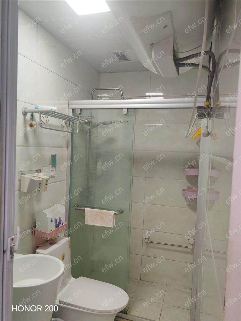 精装修两室一厅看房预约