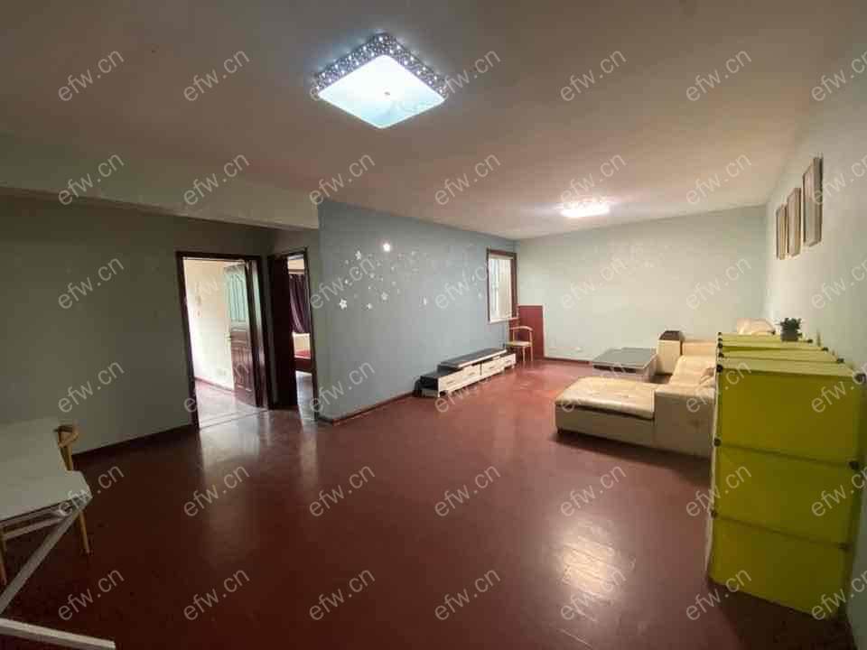 梨花家园精装3室  随时看房 拎包入住