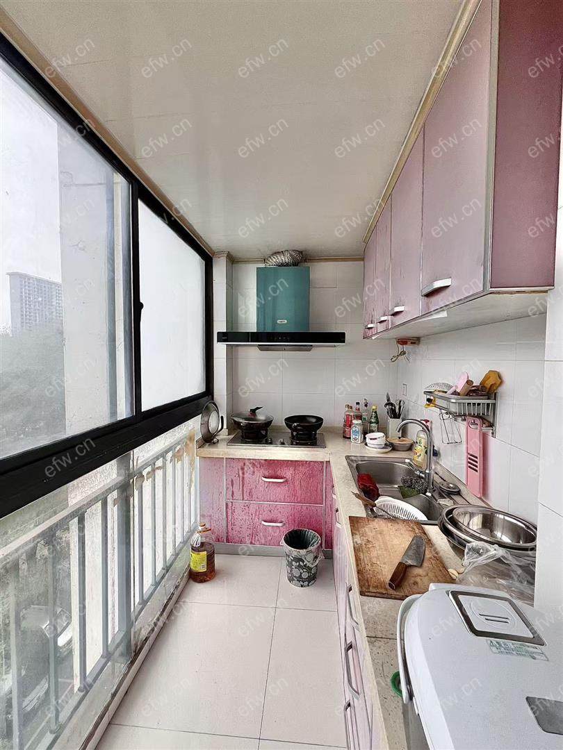 融创亚美利加五期(理想城市花园) 年轻时尚,3居室,观景房,落地大飘窗,采光视野一流