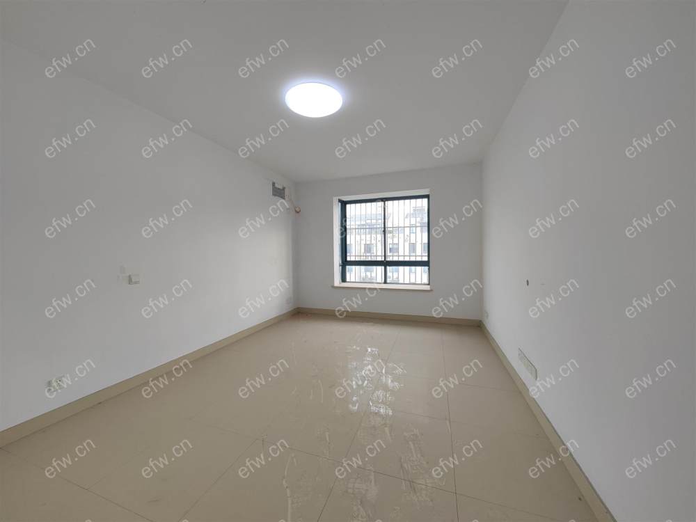 顶复,采光好,户型正气,诚心出售