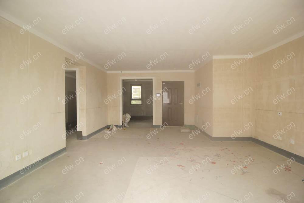 带花园，包车位，电梯洋房，配套成熟