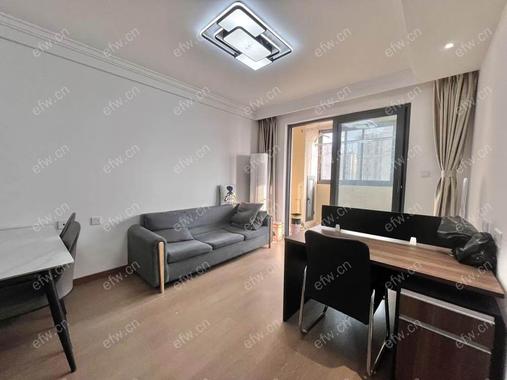 悦湖花园 年轻时尚,3居室,观景房,落地大飘窗,采光视野一流