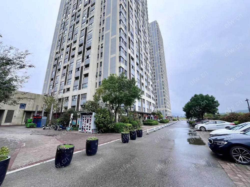 婚装全明东边户1房,太湖悦溪公寓(万达文化旅游城) 格局工整合理
