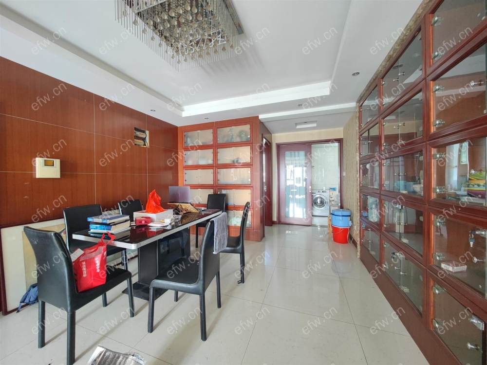 华夏豪门（君怡花苑） 经典3房 东边户 全明 精装修！