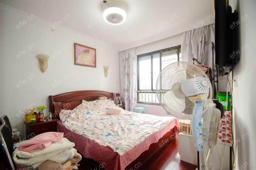 城西花园靠近白金汉爵的二房