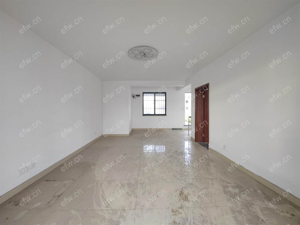 顶复,采光好,户型正气,诚心出售