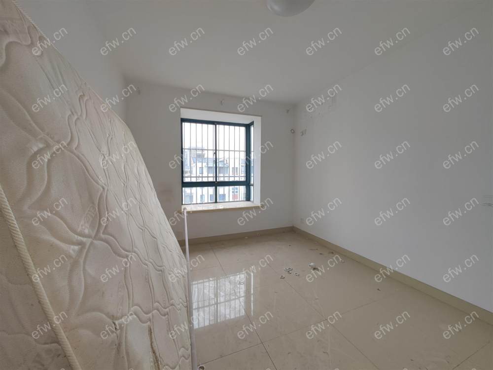 顶复,户型正气,采光好,诚心出售