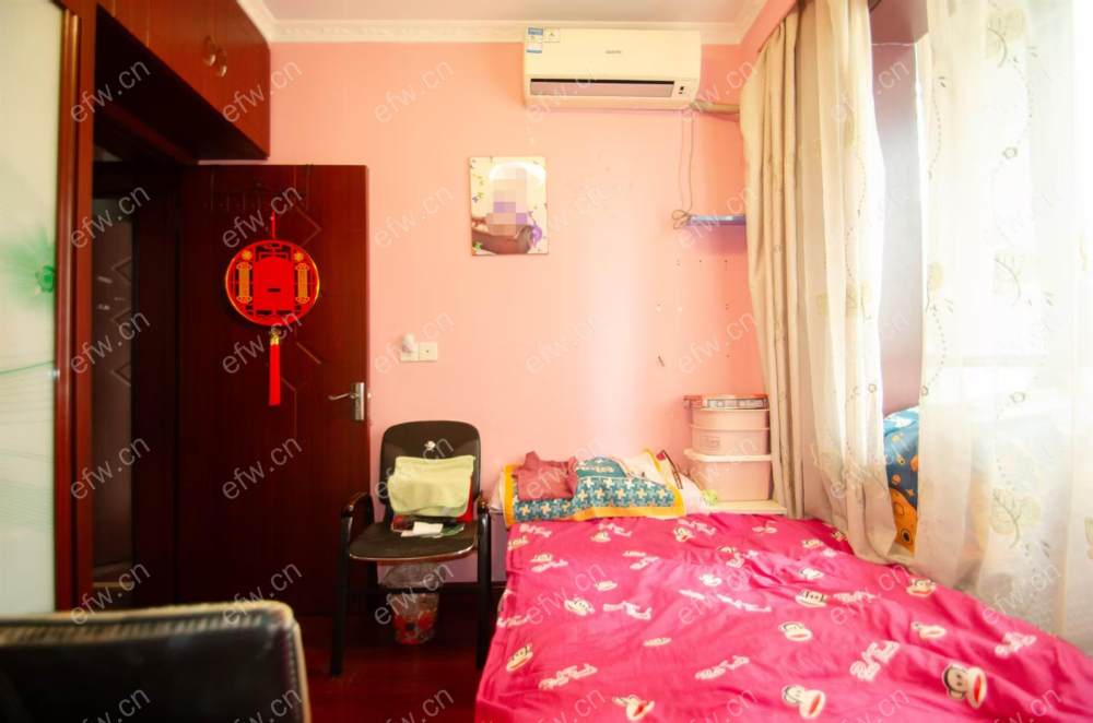 城西花园靠近白金汉爵的二房