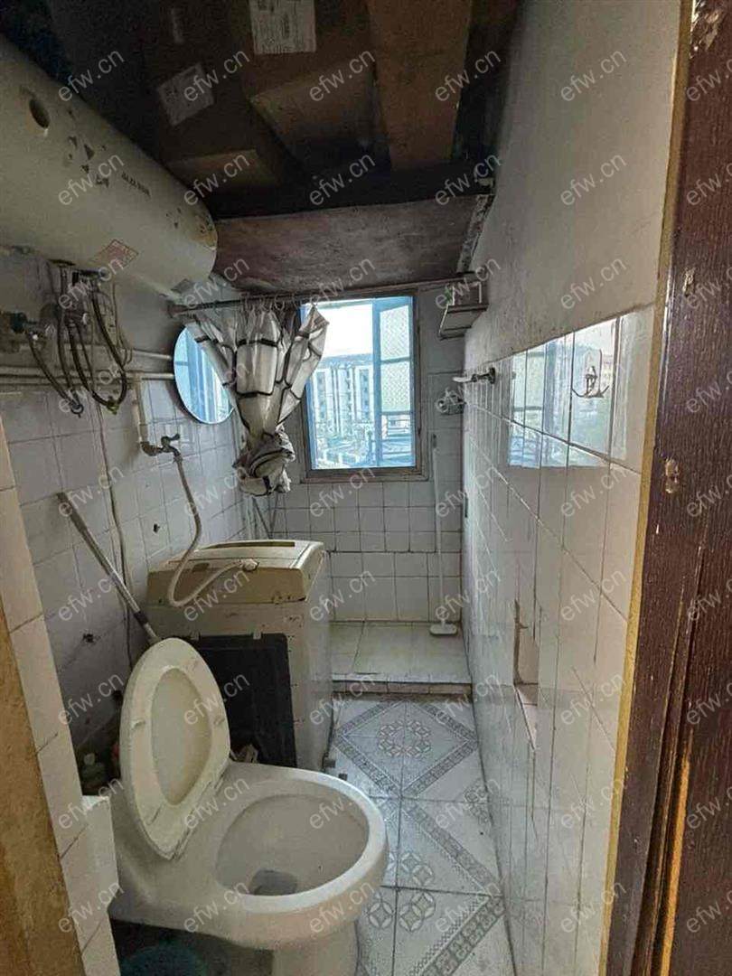 惠东里精装1室  随时看房 拎包入住