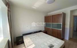 梨花家园 3室1厅