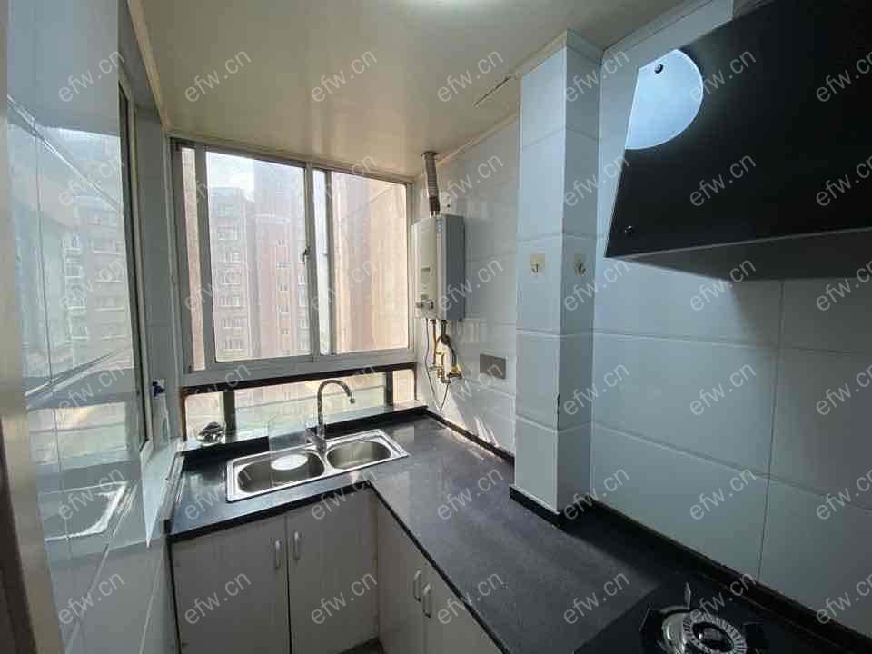 梨花家园 3室1厅