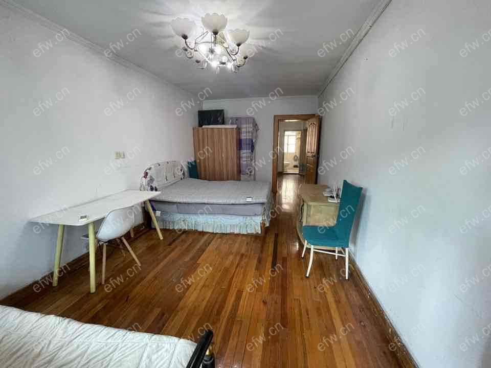 清扬新村 1室1厅1卫