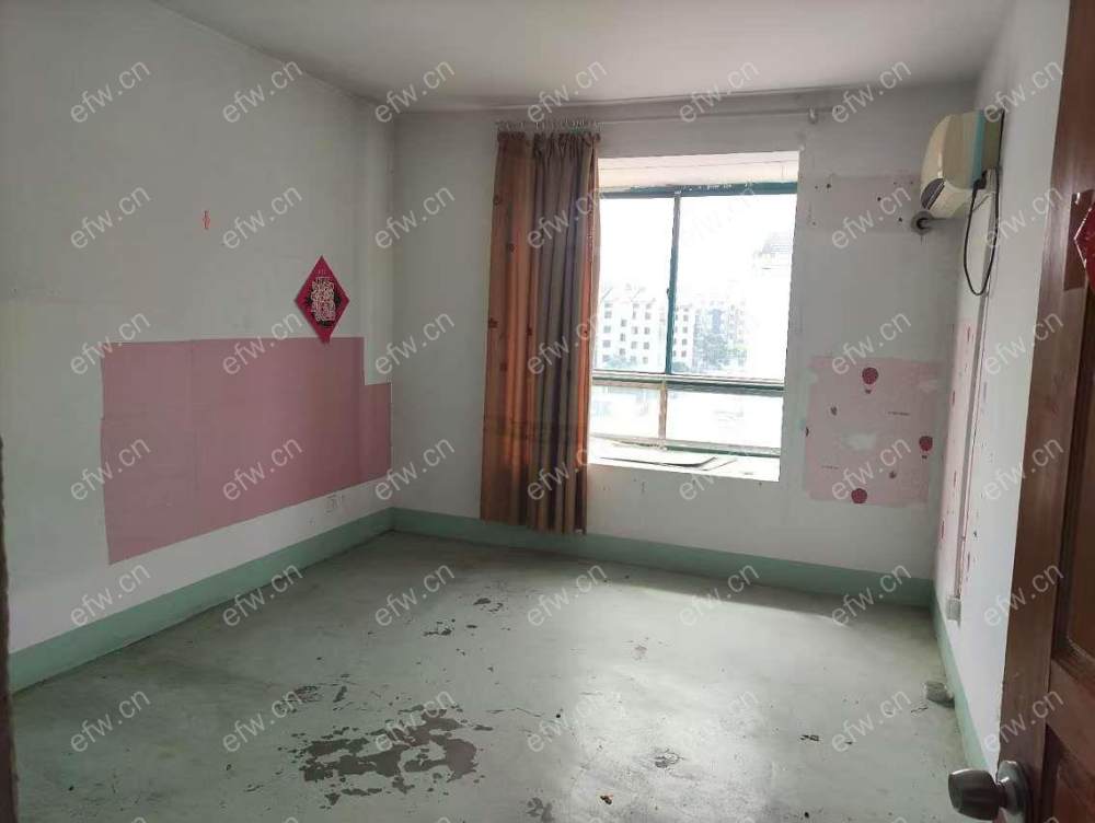 勤新苑精装1室  随时看房 拎包入住