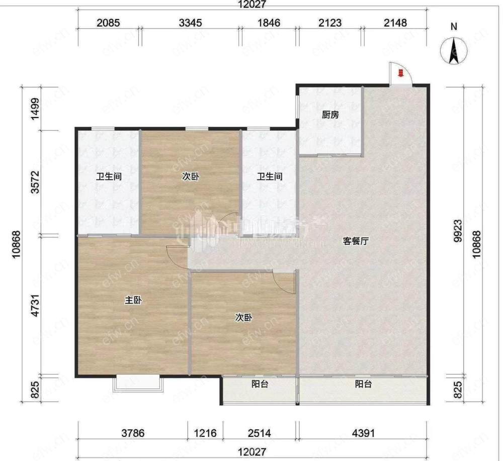 婚装全明东边户room房,village 格局工整合理