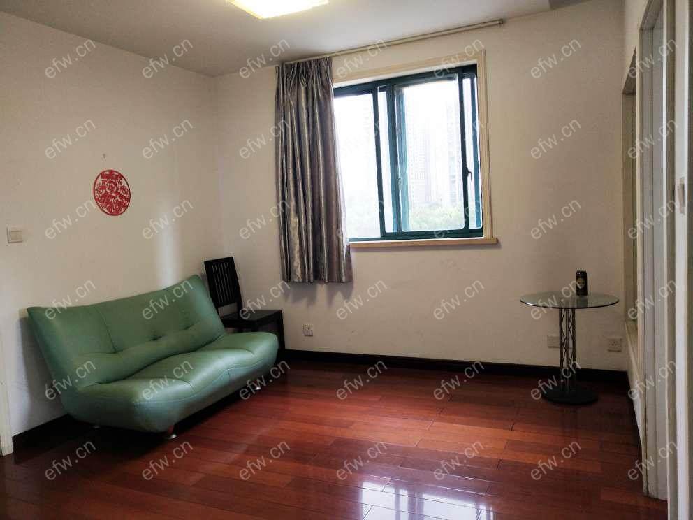 沁园新村 2室2厅